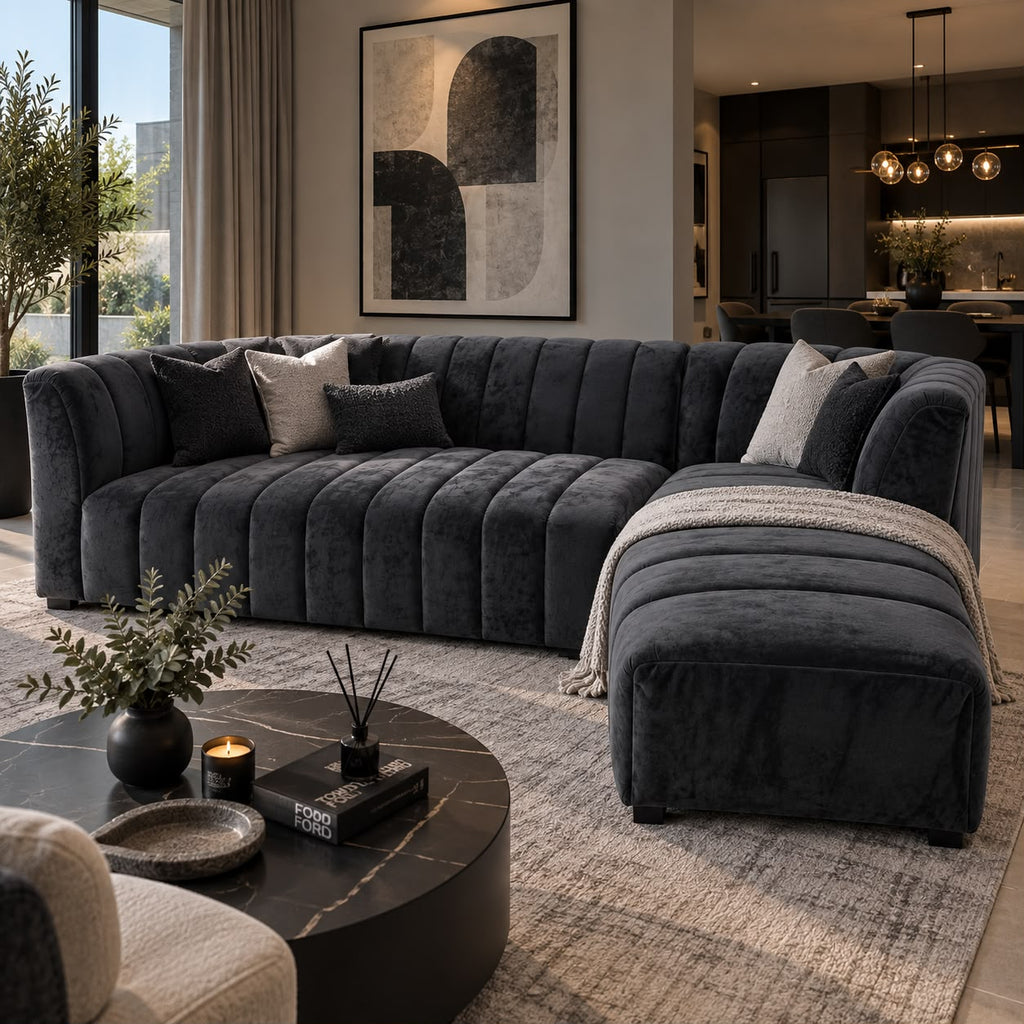 Kayla Corner With DayBed